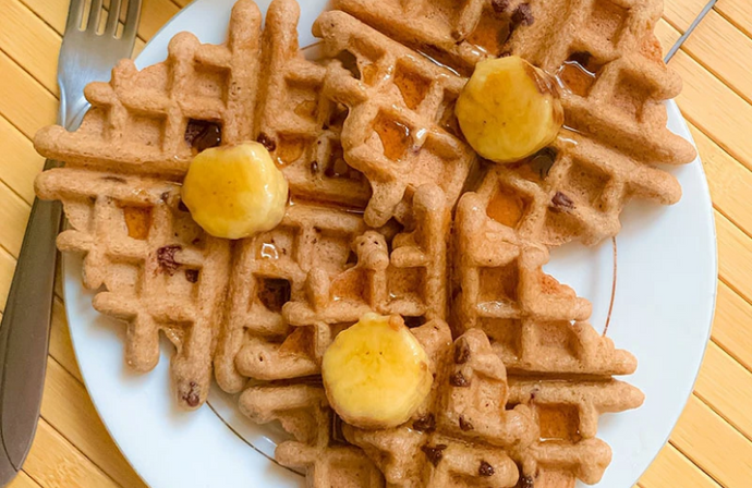 https://www.bragg.com/cdn/shop/articles/Paleo-Waffles_690x.png?v=1620081846